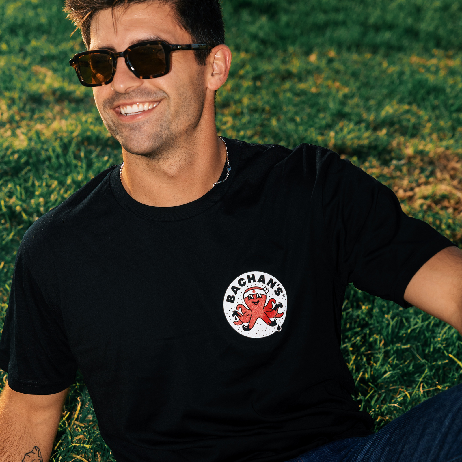 Knuckles Tee - Jolly Market Tee Selection